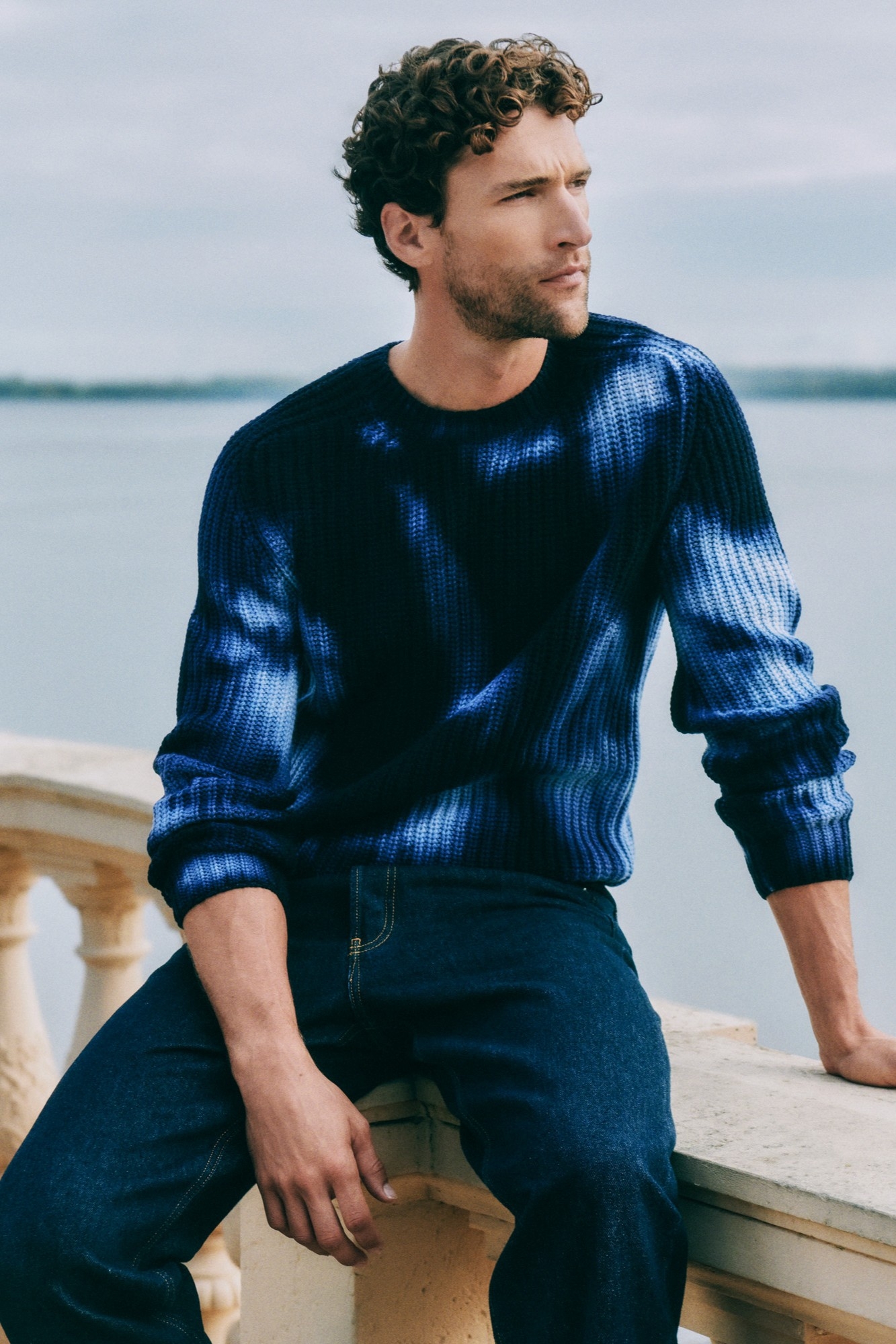 AURENZO TIE DYE Stonewashed Cashmere Sweater for Men in navy/off white